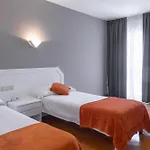 ホテル Naranjos 2*