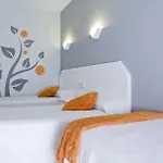 ホテル Naranjos レヴォルタ
