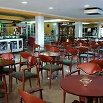 ホテル Naranjos 2*