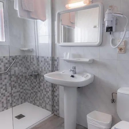 Hotel Naranjos A Revolta