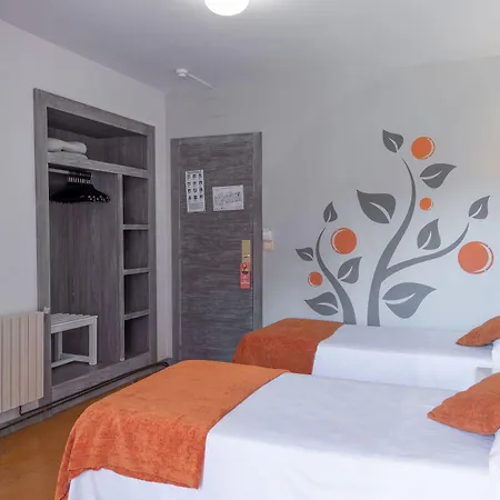 Hotel Naranjos A Revolta