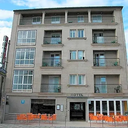 Hotel Naranjos A Revolta