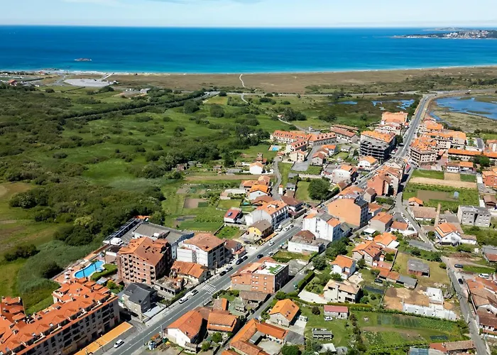 洛斯那然约斯酒店 2* 莱沃尔塔