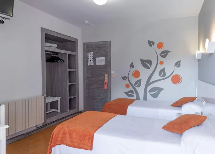 Hotel Naranjos A Revolta